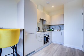 Hybrid Resi - Cheam