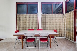 Hotel O Asta Guesthouse