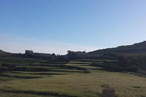 Gozo Escape, 2-bed Apartment in Marsalforn