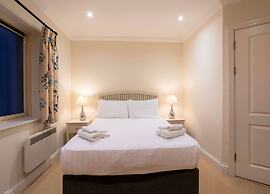 Schull Harbour Hotel