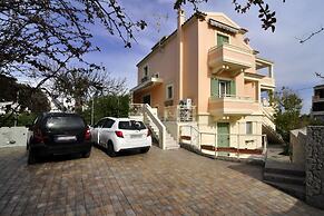 Piano House by Corfuescapes