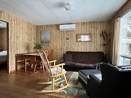 Staying by the Lakeside Cottages
