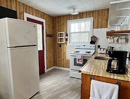 Staying by the Lakeside Cottages