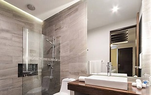 Bright Full Furnished 2 Bedrooms Waiting For You