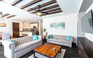 Bright Full Furnished 2 Bedrooms Waiting For You