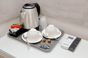 Roman Holiday Suites