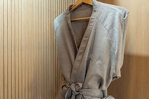 Hound Hotel Gimhae Samgye