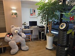 Hound Hotel Gimhae Samgye
