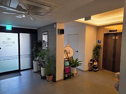 Hound Hotel Gimhae Samgye