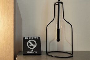Hound Hotel Gimhae Samgye