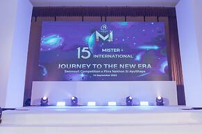 RUS Hotel&Convention