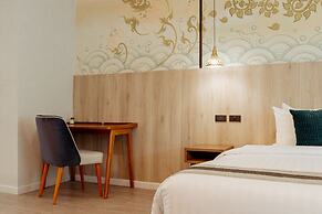 RUS Hotel&Convention
