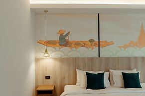 RUS Hotel&Convention