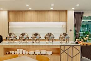 RUS Hotel&Convention
