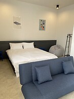 PIER 808 Hostel