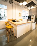 PIER 808 Hostel
