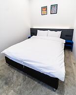 PIER 808 Hostel