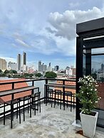 PIER 808 Hostel