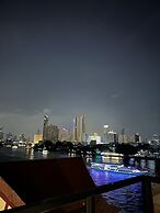 PIER 808 Hostel