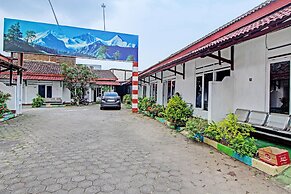 Hotel O 4 Saudara Hotel