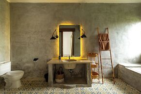 Casa Sweet Lips by Betterplace