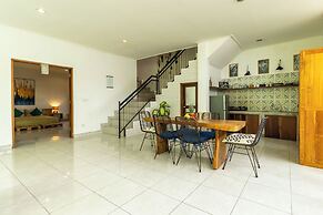 Casa Sweet Lips by Betterplace