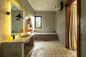 Casa Sweet Lips by Betterplace