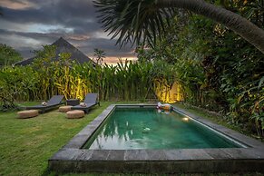 Casa Sweet Lips by Betterplace