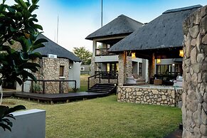 7th Hole Golf Lodge