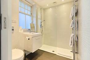 The Clapham Crib