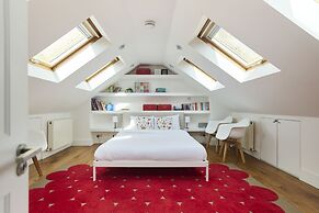 The Clapham Crib