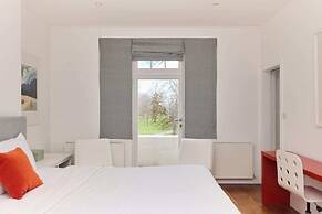 The Clapham Crib