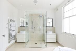 The Clapham Crib