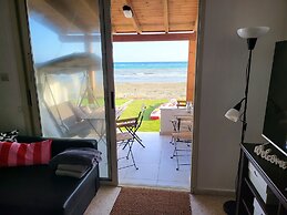 Mattis Seafront Beachhouse