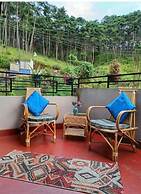 Sha Ri Loum Homestay