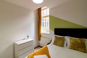 Impeccable 2-bed Apartment in Gateshead