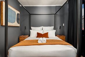 The Tokyo 307