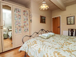 Oak Cottage