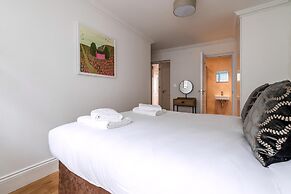 Gorgeous Kentish Town Flat