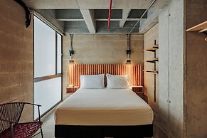 The Somos S Hotel