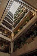 The Somos S Hotel