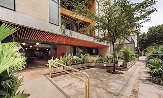The Somos S Hotel