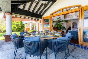 Joya de Pichilingue - Villa con piscina