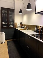 Christianshavn Canalside Luxury Apartment