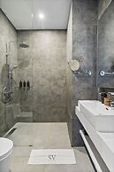 Sunny Nelayan Villa by Betterplace