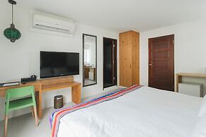 LowPressure Surf Guesthouse