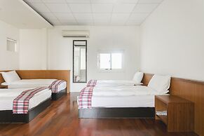 LowPressure Surf Guesthouse
