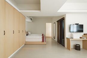 LowPressure Surf Guesthouse