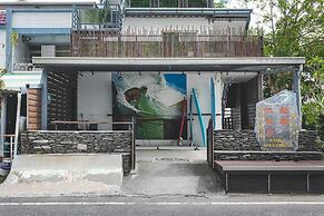 LowPressure Surf Guesthouse