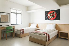 LowPressure Surf Guesthouse